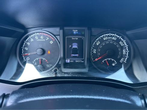 Used 2019 Toyota Tacoma SR image 21