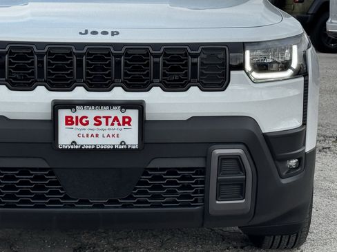 New 2026 Jeep Cherokee Laredo AWD/4WD image 5