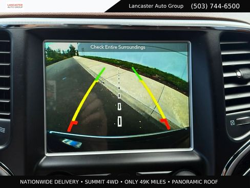 Used 2018 Jeep Grand Cherokee Summit w/ Platinum Series Group AWD/4WD image 17