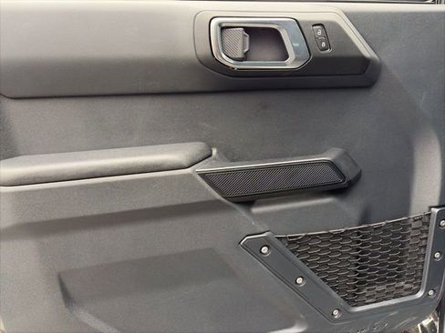 Used 2025 Ford Bronco Big Bend image 18