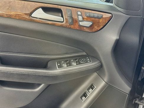 Used 2018 Mercedes-Benz GLS 450 4MATIC image 23