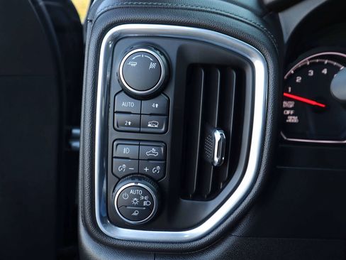 Used 2019 Chevrolet Silverado 1500 LTZ w/ LTZ Plus Package image 21