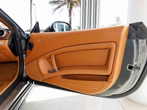 Used 2010 Ferrari California image 40