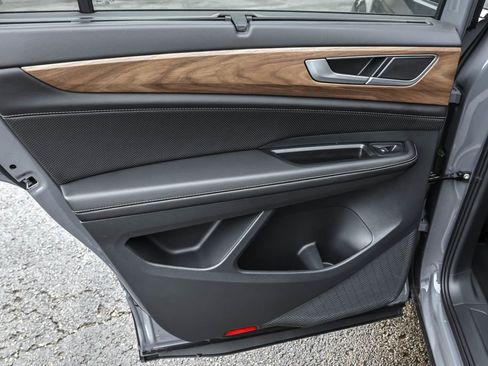 New 2026 Volkswagen Atlas SE image 33