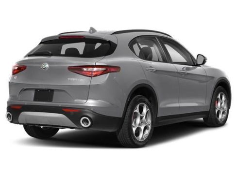 Used 2020 Alfa Romeo Stelvio Ti Sport image 3