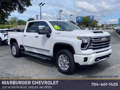 Used 2024 Chevrolet Silverado 2500 High Country AWD/4WD image 1