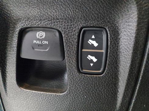 Used 2022 RAM 1500 Laramie image 15