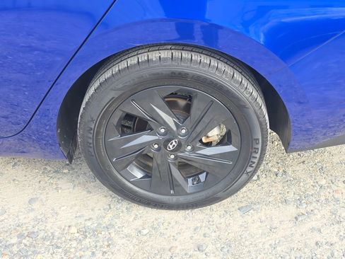 Used 2022 Hyundai Elantra SEL image 5