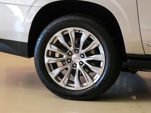 Used 2022 GMC Yukon XL Denali image 58