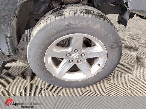 Used 2014 RAM 1500 Express image 37