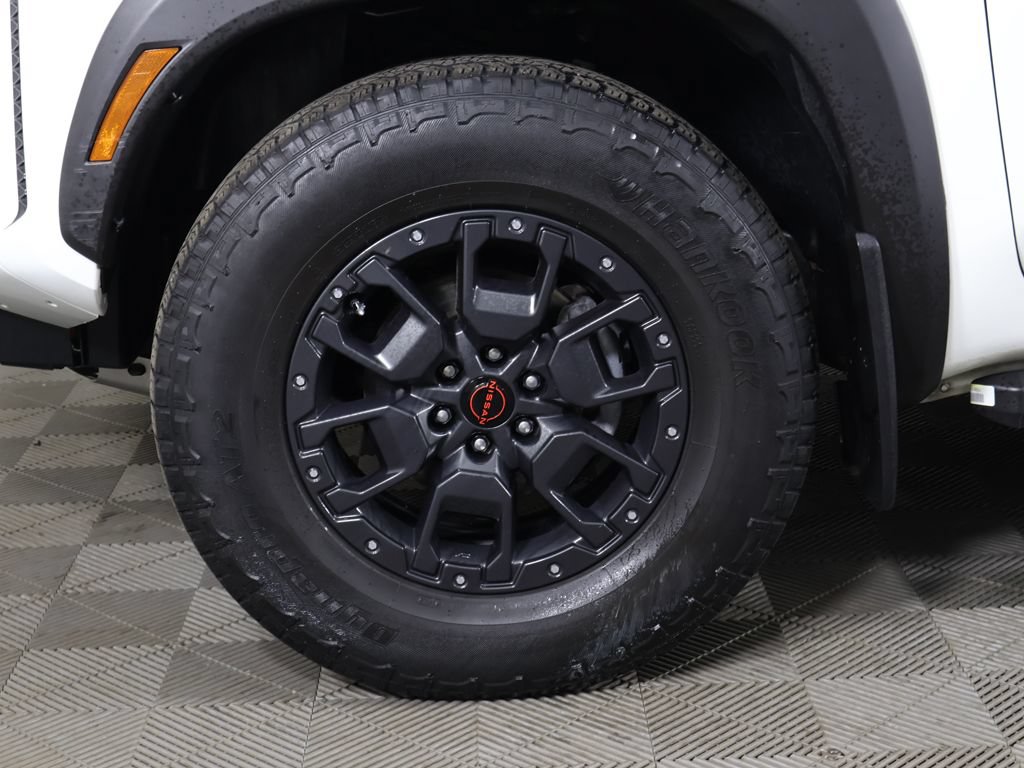 Used 2022 Nissan Frontier PRO-4X w/ Pro-4X Premium Package AWD/4WD image 27