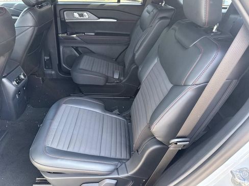 New 2026 Ford Explorer ST-Line w/ ST-Line Street Pack AWD/4WD image 7