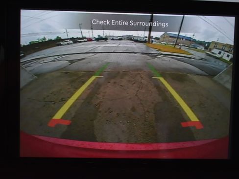 New 2026 Chrysler Pacifica Select image 28