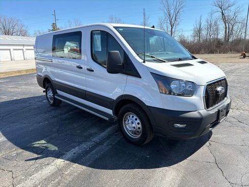 Used 2023 Ford Transit 250 Low Roof AWD w/ Exterior Upgrade Package image 10