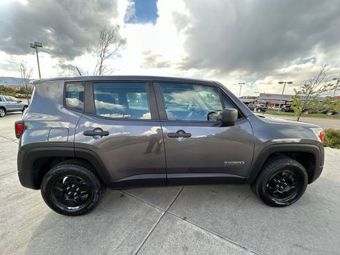 Used 2018 Jeep Renegade Sport w/ Power & Air Group AWD/4WD image 9