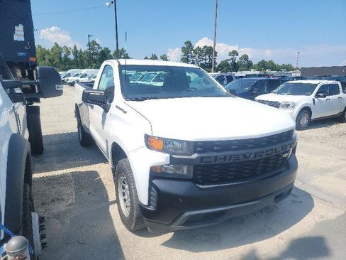 Used 2020 Chevrolet Silverado 1500 W/T w/ Trailering Package RWD image 2