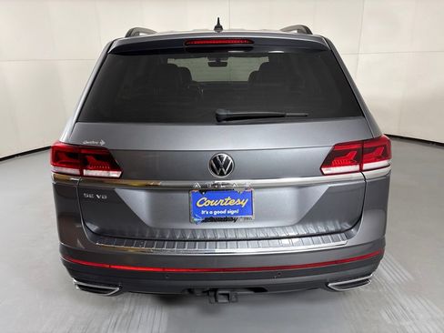 Used 2023 Volkswagen Atlas SE w/ Panoramic Sunroof Package FWD image 7