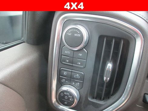 Used 2022 GMC Sierra 2500 Denali w/ Denali Ultimate Package image 33