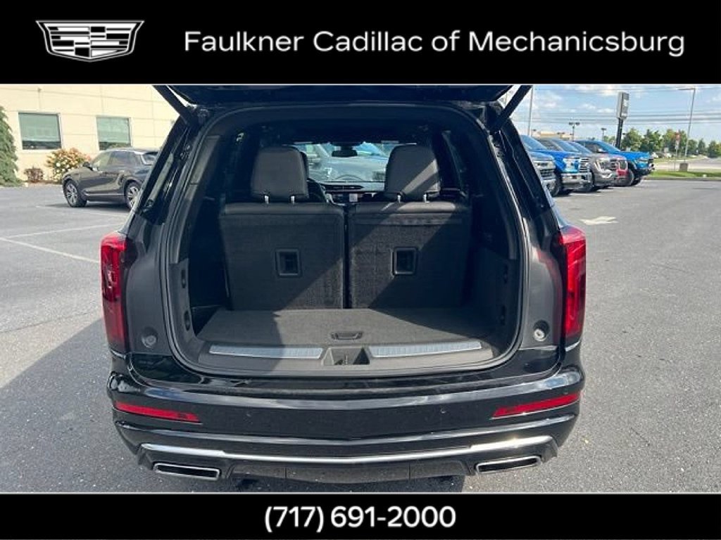 Used 2023 Cadillac XT6 Premium Luxury w/ LPO, Floor Liner Package AWD/4WD image 16