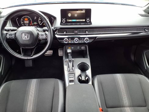 Used 2023 Honda Civic Sport image 4