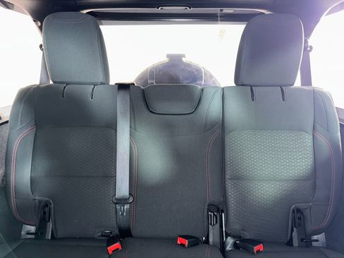 Used 2021 Jeep Wrangler Unlimited Rubicon w/ Xtreme Recon 35" Tire Package image 7