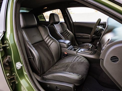 Used 2021 Dodge Charger SRT Hellcat image 25