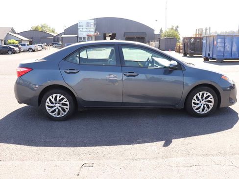 Used 2019 Toyota Corolla LE FWD image 4