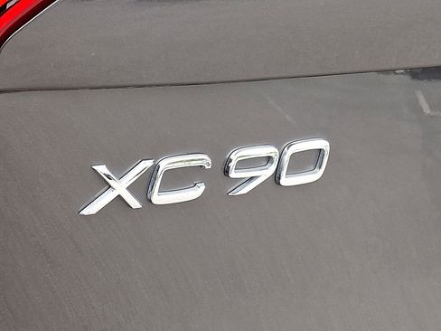 Certified 2024 Volvo XC90 B6 Plus w/ Protection Package AWD/4WD image 32