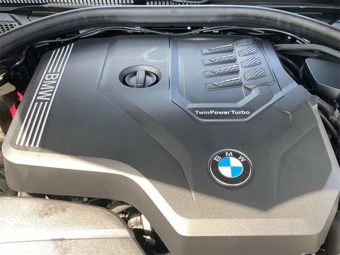 Used 2024 BMW 330i xDrive Sedan w/ Convenience Package image 31