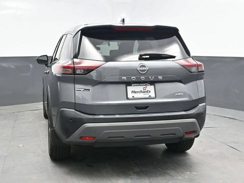Used 2023 Nissan Rogue S AWD/4WD image 5