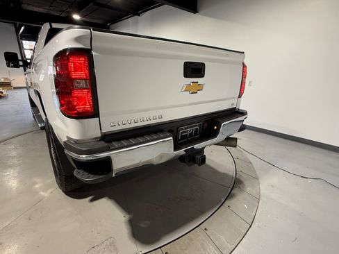 Used 2016 Chevrolet Silverado 2500 LT w/ LT Convenience Package image 18
