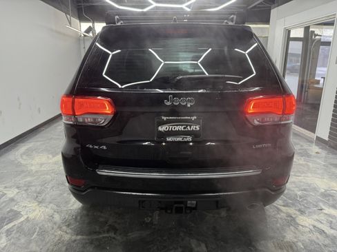 Used 2017 Jeep Grand Cherokee Limited w/ Trailer Tow Group IV image 4