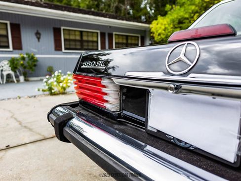Used 1989 Mercedes-Benz 560 SL image 45