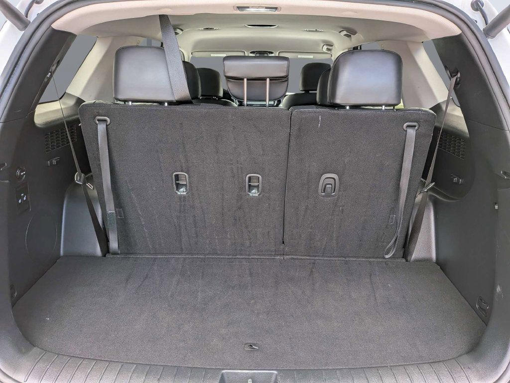 Used 2024 Hyundai Palisade SEL FWD image 15
