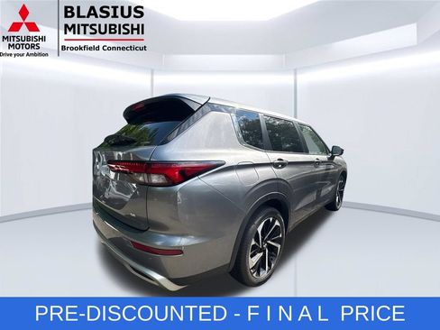 Used 2022 Mitsubishi Outlander SE AWD/4WD image 8