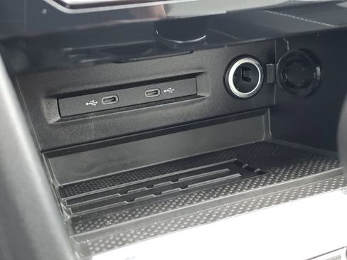 New 2026 Volkswagen Taos SEL AWD/4WD image 25