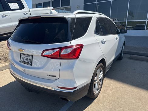 Used 2018 Chevrolet Equinox Premier FWD image 6