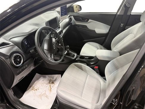Certified 2023 Hyundai Kona SEL image 9