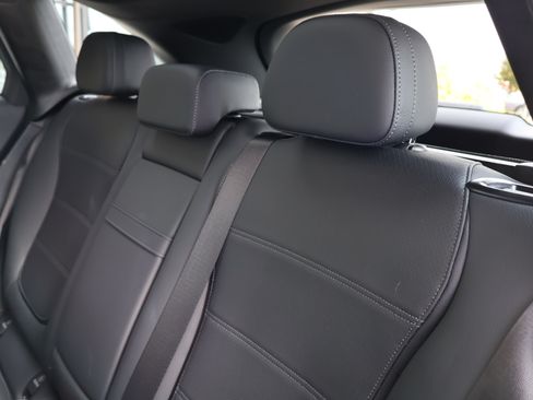 Used 2026 Mercedes-Benz GLC 300 image 17