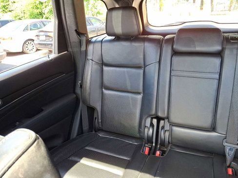 Used 2018 Jeep Grand Cherokee High Altitude AWD/4WD image 12