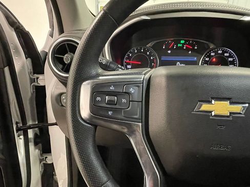 Used 2025 Chevrolet Blazer LT image 35