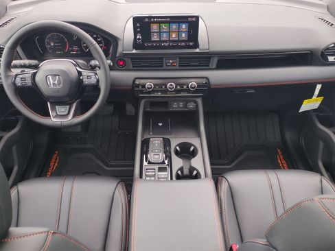 New 2025 Honda Pilot TrailSport image 15