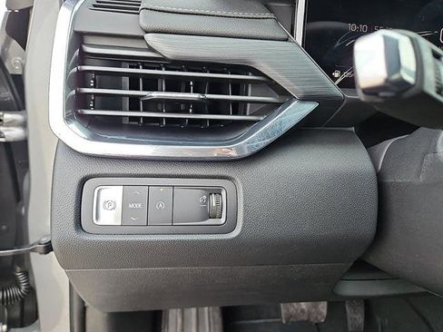 New 2026 GMC Acadia Elevation image 16