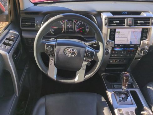 Used 2022 Toyota 4Runner Limited image 16