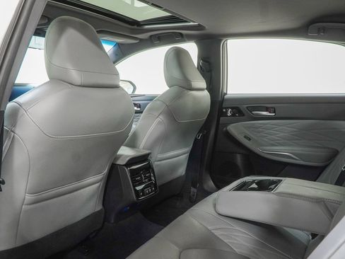 Used 2019 Toyota Avalon Limited w/ Protection Package FWD image 41