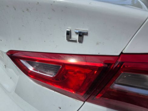 Used 2024 Chevrolet Malibu LT FWD image 14