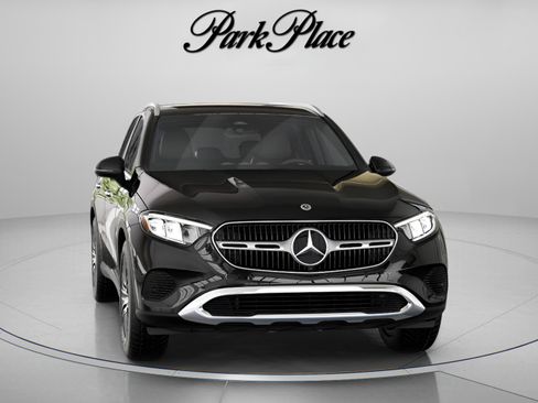 Used 2026 Mercedes-Benz GLC 300 image 35