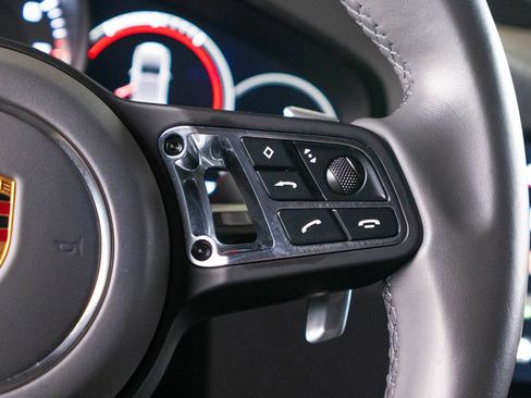 Certified 2022 Porsche Cayenne Turbo AWD/4WD image 35