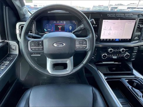 Used 2024 Ford F250 Lariat w/ Lariat Ultimate Package AWD/4WD image 8