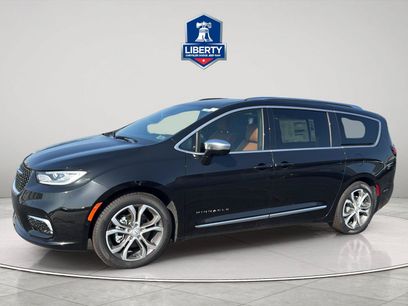 New 2026 Chrysler Pacifica Pinnacle